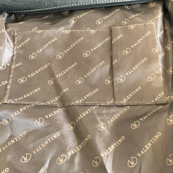 VALENTINO by Serendipity Valentino Crossbody - Picture 12 of 13